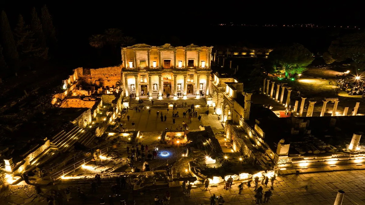 EPHESUS ANCIENT CITY NIGHT TOUR